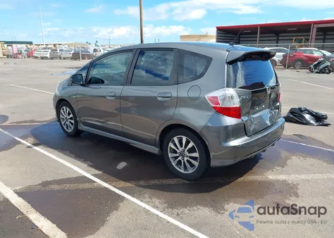 2013 Honda Fit Sport z USA, uszkodzony, nr VIN JHMGE8H56DC060852